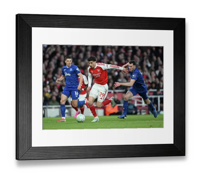 Framed Print : Arsenal v Everton - Premier League