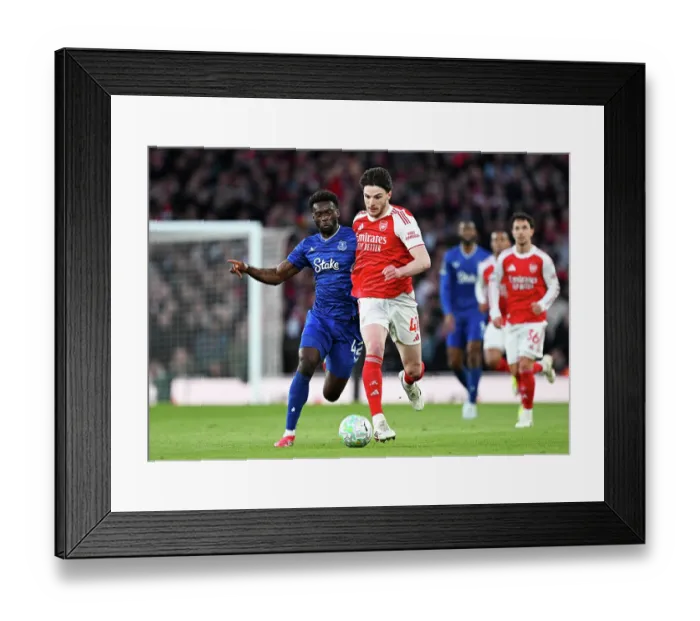 Framed Print : Arsenal v Everton - Premier League