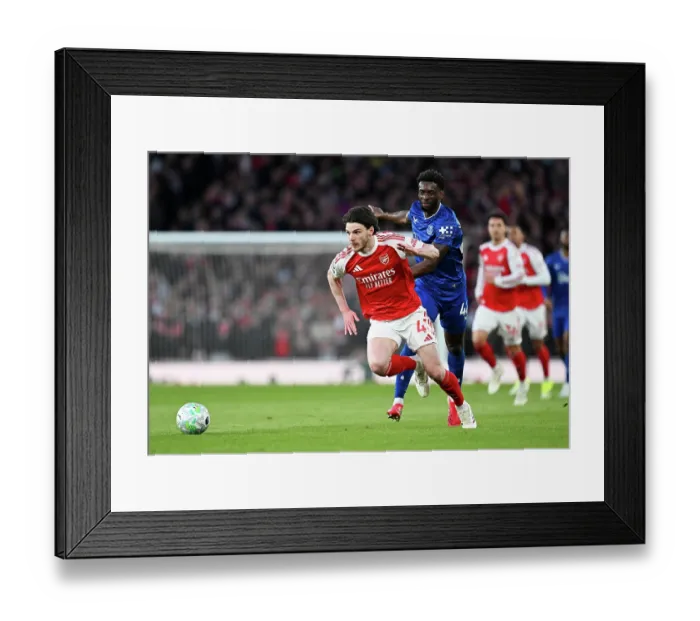 Framed Print : Arsenal v Everton - Premier League Framed Print : Arsenal v Everton - Premier League