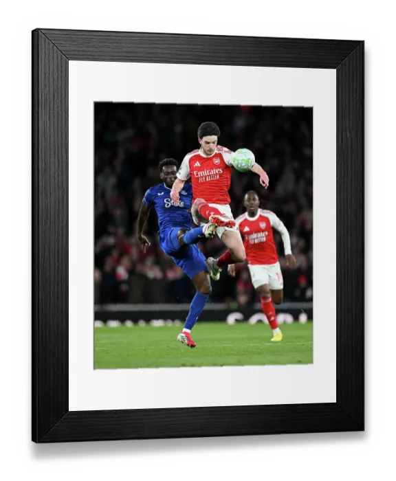 Framed Print : Arsenal v Everton - Premier League
