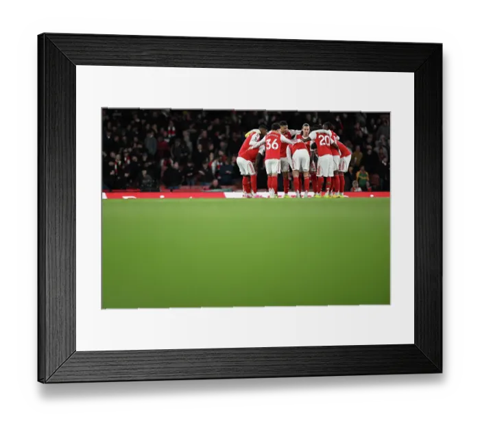 Framed Print : Arsenal v Everton - Premier League