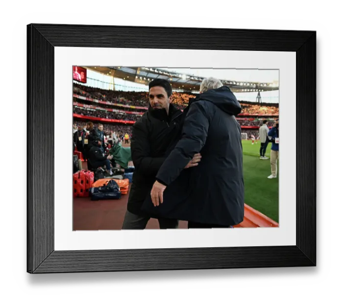 Framed Print : Arsenal v Everton - Premier League Framed Print : Arsenal v Everton - Premier League