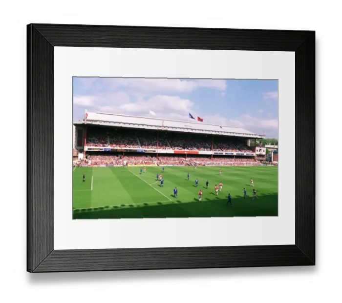 Framed Print : FA Premiership Showdown: Arsenal vs Leicester City, May 15, 2004, Highbury Stadium, London