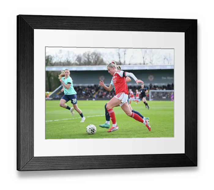 Framed Print : London City Lionesses v Arsenal - Barclays Women's Super League London City Lionesses v Arsenal - Barclays Women's Super League Framed Print : London City Lionesses v Arsenal - Barclays Women's Super League London City Lionesses v Arsenal - Barclays Women's Super League