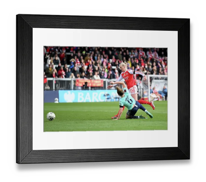 Framed Print : London City Lionesses v Arsenal - Barclays Women's Super League London City Lionesses v Arsenal - Barclays Women's Super League Framed Print : London City Lionesses v Arsenal - Barclays Women's Super League London City Lionesses v Arsenal - Barclays Women's Super League
