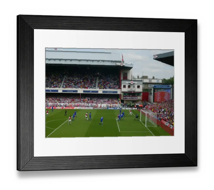 Framed Print : Arsenal Stadium, Highbury during the match. Arsenal 2: 1 Leicester City Framed Print : Arsenal Stadium, Highbury during the match. Arsenal 2: 1 Leicester City