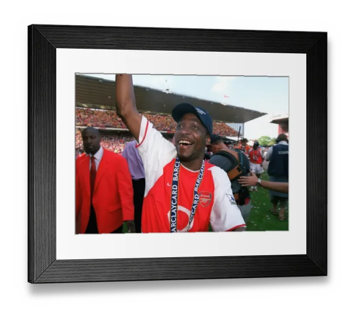 Framed Print : Arsenal vs Leicester City Showdown at Highbury, May 15, 2004