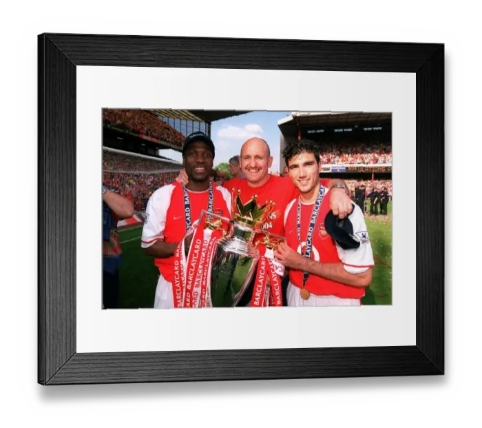 Framed Print : Arsenal vs Leicester City: FA Premiership Showdown - May 15, 2004, Highbury, London Framed Print : Arsenal vs Leicester City: FA Premiership Showdown - May 15, 2004, Highbury, London