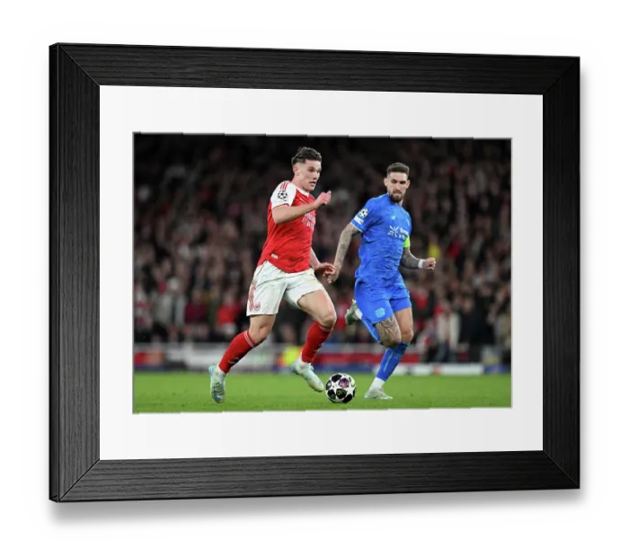 Framed Print : Arsenal FC v Bayer 04 Leverkusen - UEFA Champions League 2025 / 26 Round of 16 Second Leg Framed Print : Arsenal FC v Bayer 04 Leverkusen - UEFA Champions League 2025 / 26 Round of 16 Second Leg