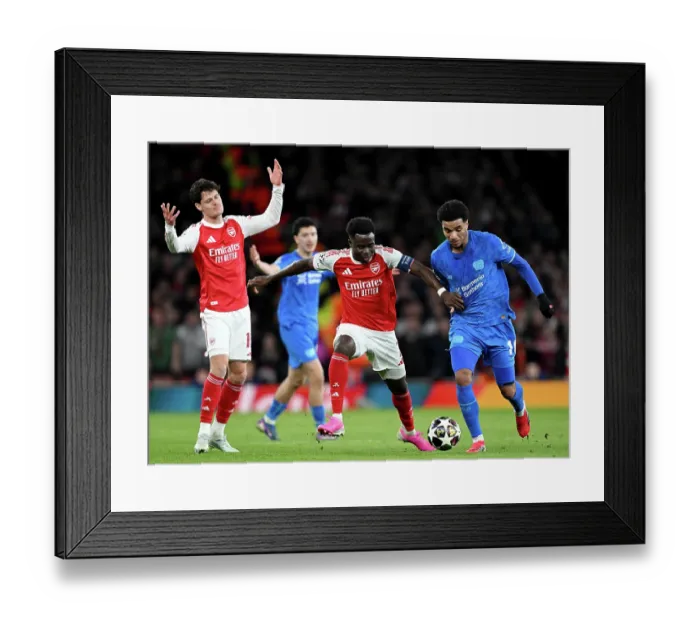 Framed Print : Arsenal FC v Bayer 04 Leverkusen - UEFA Champions League 2025 / 26 Round of 16 Second Leg