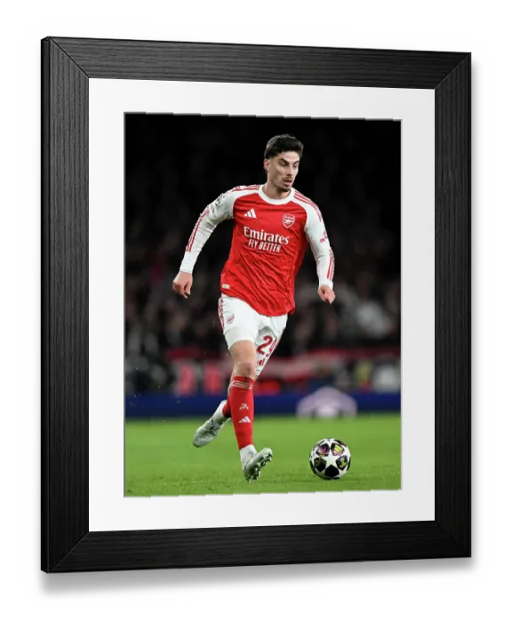 Framed Print : Arsenal FC v Bayer 04 Leverkusen - UEFA Champions League 2025 / 26 Round of 16 Second Leg