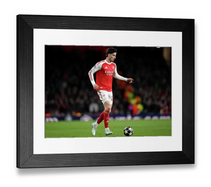 Framed Print : Arsenal FC v Bayer 04 Leverkusen - UEFA Champions League 2025 / 26 Round of 16 Second Leg