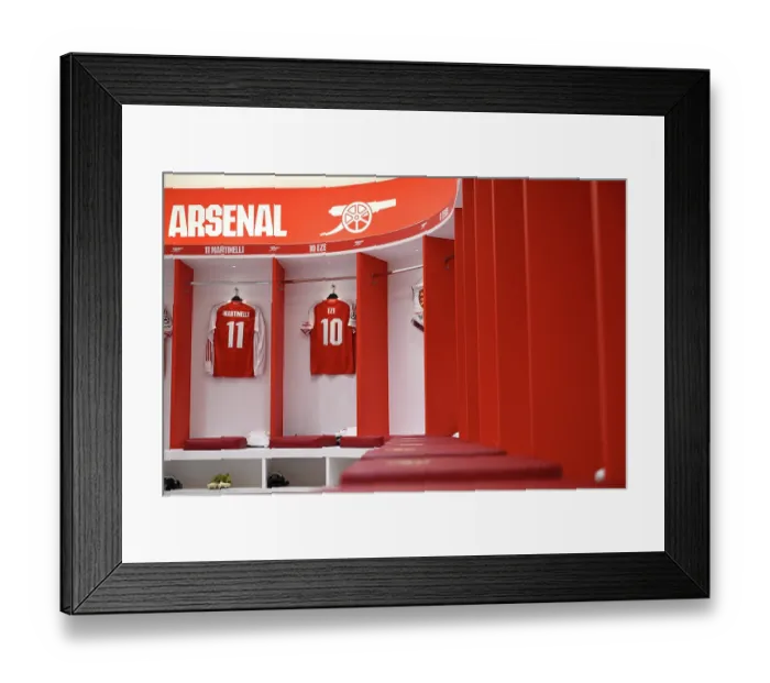 Framed Print : Arsenal FC v Bayer 04 Leverkusen - UEFA Champions League 2025 / 26 Round of 16 Second Leg