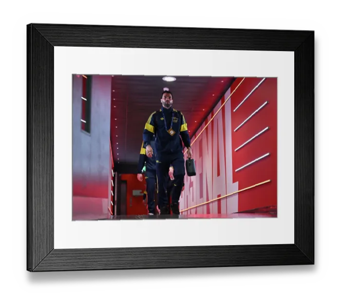 Framed Print : Arsenal FC v Bayer 04 Leverkusen - UEFA Champions League 2025 / 26 Round of 16 Second Leg