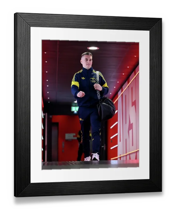 Framed Print : Arsenal FC v Bayer 04 Leverkusen - UEFA Champions League 2025 / 26 Round of 16 Second Leg