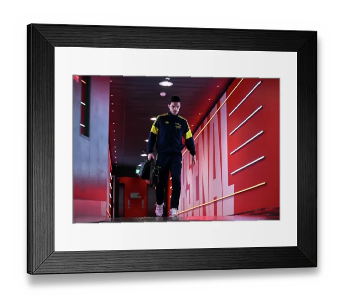 Framed Print : Arsenal FC v Bayer 04 Leverkusen - UEFA Champions League 2025 / 26 Round of 16 Second Leg