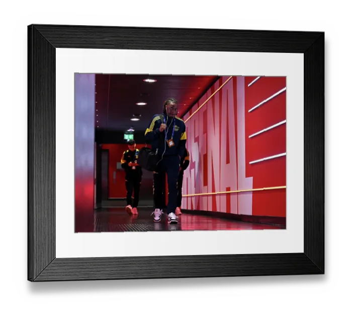 Framed Print : Arsenal FC v Bayer 04 Leverkusen - UEFA Champions League 2025 / 26 Round of 16 Second Leg Framed Print : Arsenal FC v Bayer 04 Leverkusen - UEFA Champions League 2025 / 26 Round of 16 Second Leg