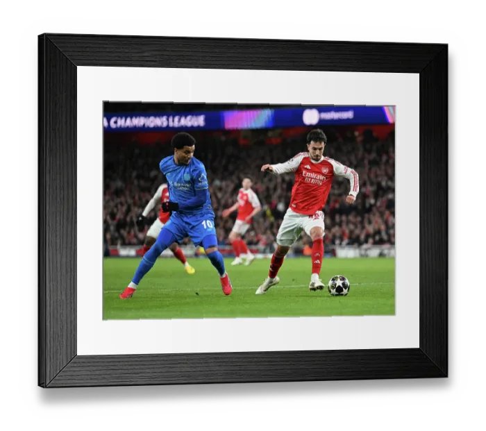 Framed Print : Arsenal FC v Bayer 04 Leverkusen - UEFA Champions League 2025 / 26 Round of 16 Second Leg