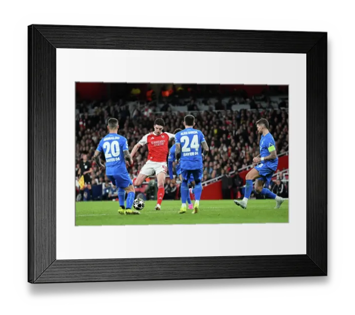 Framed Print : Arsenal FC v Bayer 04 Leverkusen - UEFA Champions League 2025 / 26 Round of 16 Second Leg