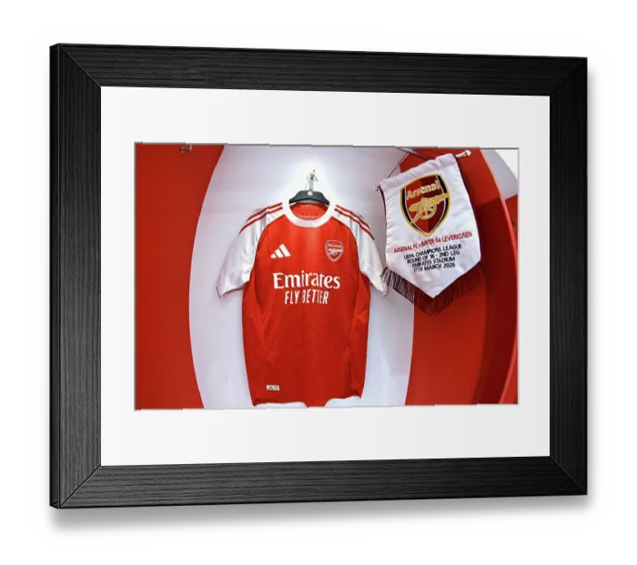 Framed Print : Arsenal FC v Bayer 04 Leverkusen - UEFA Champions League 2025 / 26 Round of 16 Second Leg