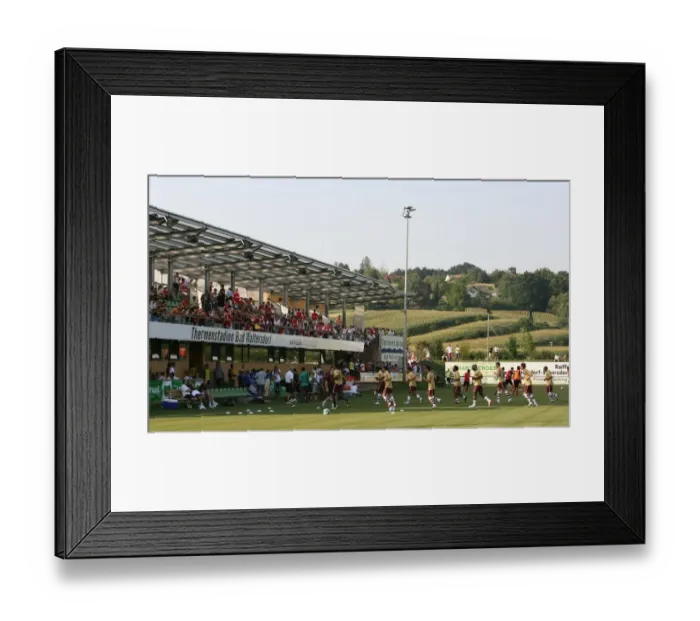 Framed Print : Arsenal FC vs Genclerbirligi: 2007-08 Season Match Framed Print : Arsenal FC vs Genclerbirligi: 2007-08 Season Match