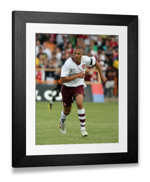 Framed Print : Kieran Gibbs: Arsenal's Rising Star Shines in Pre-Season Victory over Barnet (2007) Framed Print : Kieran Gibbs: Arsenal's Rising Star Shines in Pre-Season Victory over Barnet (2007)