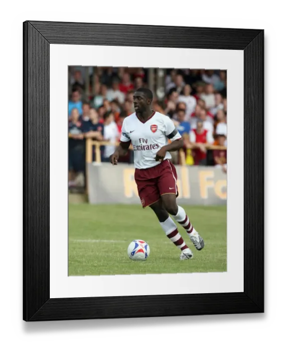 Framed Print : Kolo Toure in Action: Arsenal's Dominant Pre-Season Victory over Barnet (14 / 7 / 07)