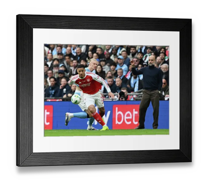 Framed Print : Arsenal v Manchester City - Carabao Cup Final