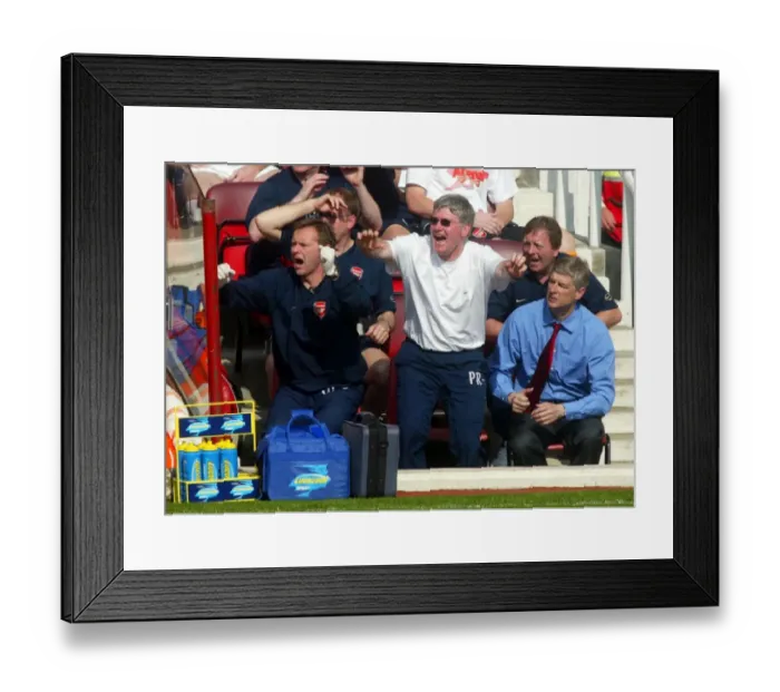 Framed Print : Pat Rice (Assistant Manager) Gary Lewin (Physio) and Arsene Wenger (Arsenal Manager) celebrate an Ar Framed Print : Pat Rice (Assistant Manager) Gary Lewin (Physio) and Arsene Wenger (Arsenal Manager) celebrate an Ar