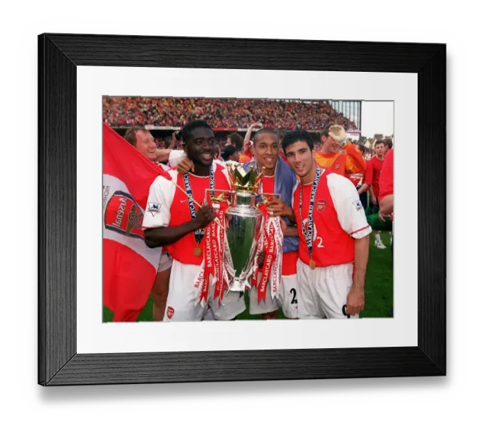 Framed Print : Arsenal vs Leicester City: FA Premiership Showdown, May 15, 2004, Highbury, London Framed Print : Arsenal vs Leicester City: FA Premiership Showdown, May 15, 2004, Highbury, London