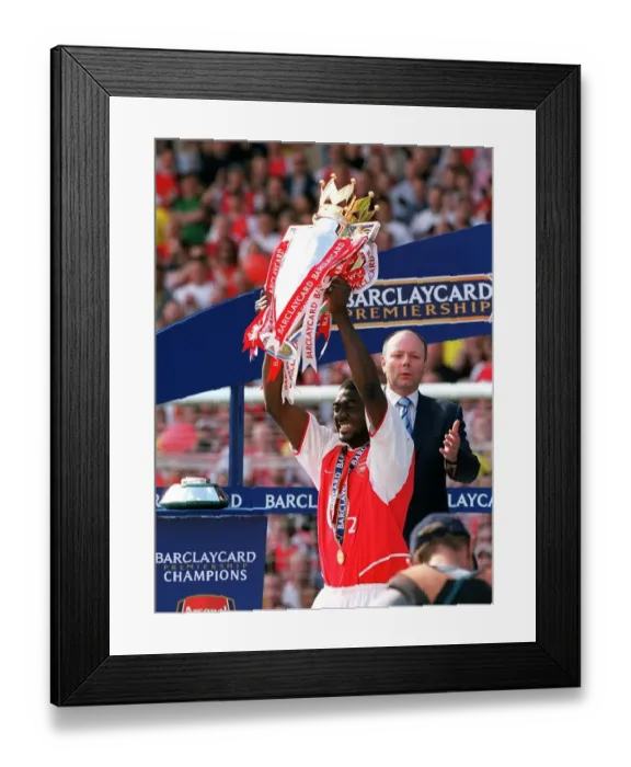 Framed Print : Arsenal vs Leicester City: FA Premiership Showdown at Highbury, May 15, 2004 Framed Print : Arsenal vs Leicester City: FA Premiership Showdown at Highbury, May 15, 2004