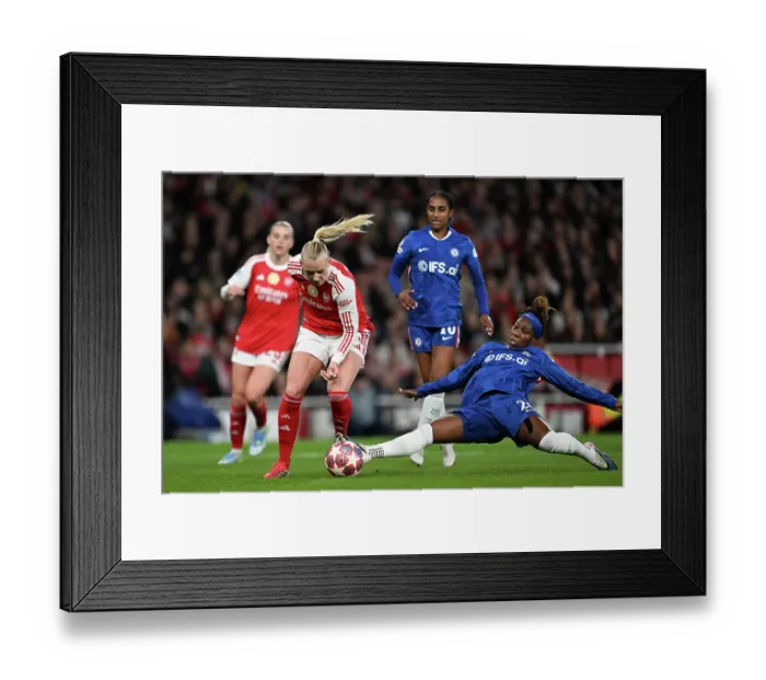 Framed Print : Arsenal v Chelsea - UEFA Women's Champions League 2025 / 26 Quarter-finals First Leg Framed Print : Arsenal v Chelsea - UEFA Women's Champions League 2025 / 26 Quarter-finals First Leg