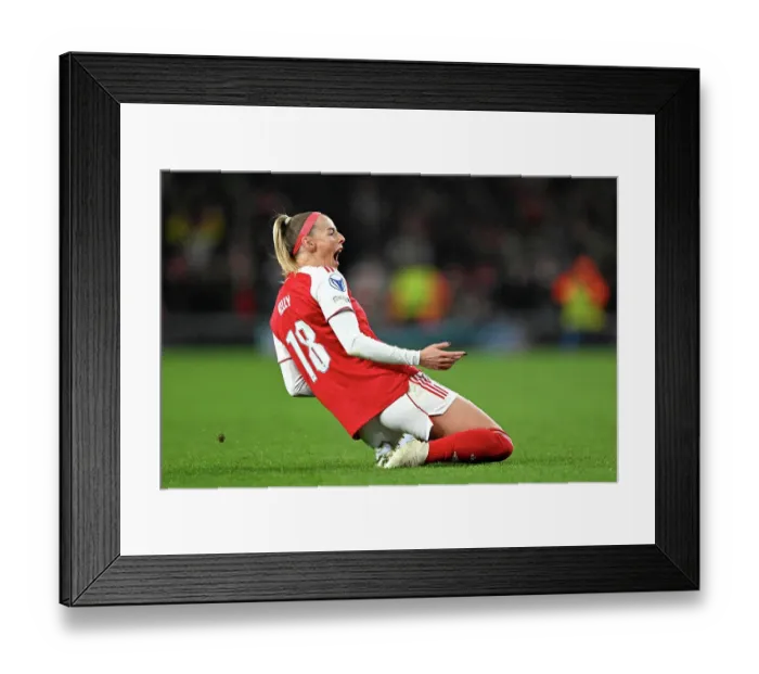 Framed Print : Arsenal v Chelsea - UEFA Women's Champions League 2025 / 26 Quarter-finals First Leg Framed Print : Arsenal v Chelsea - UEFA Women's Champions League 2025 / 26 Quarter-finals First Leg