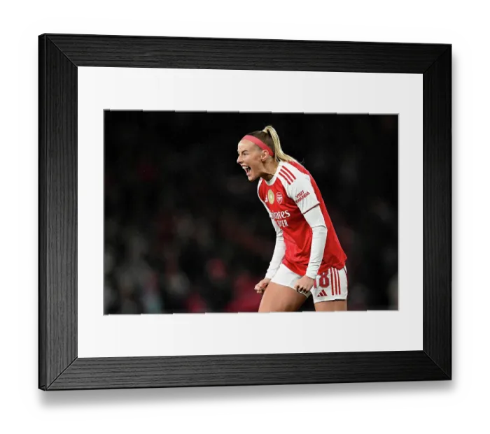 Framed Print : Arsenal v Chelsea - UEFA Women's Champions League 2025 / 26 Quarter-finals First Leg Framed Print : Arsenal v Chelsea - UEFA Women's Champions League 2025 / 26 Quarter-finals First Leg