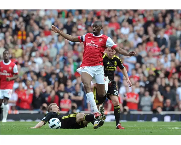 Abou Diaby (Arsenal) Lucas Leiva (Liverpool). Arsenal 1: 1 Liverpool. Barclays Premier League