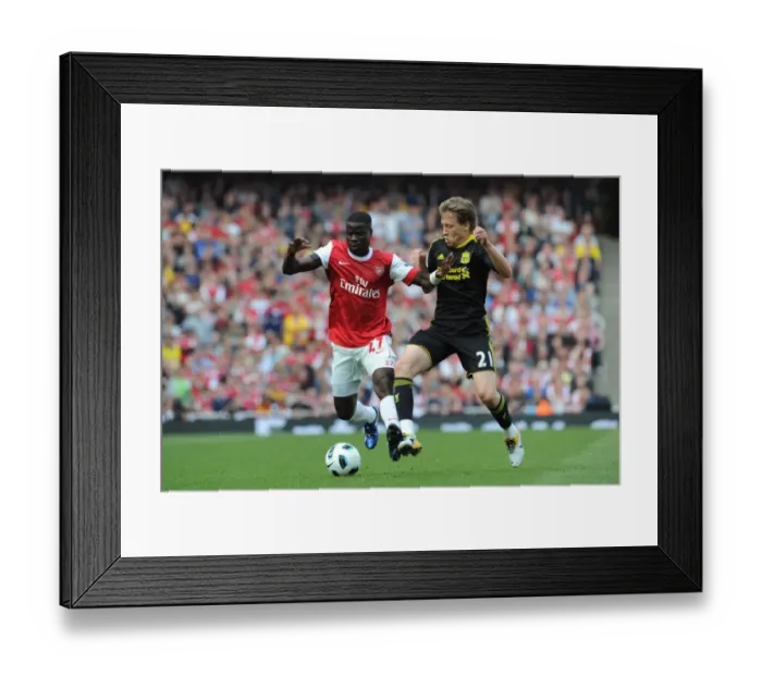 Framed Print : Emmanuel Eboue (Arsenal) Lucas Leiva (Liverpool). Arsenal 1: 1 Liverpool Framed Print : Emmanuel Eboue (Arsenal) Lucas Leiva (Liverpool). Arsenal 1: 1 Liverpool