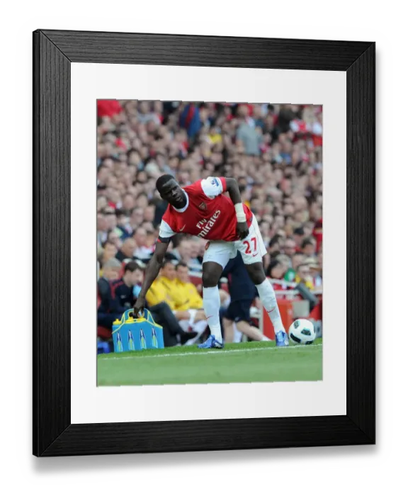 Framed Print : Emmanuel Eboue (Arsenal). Arsenal 1: 1 Liverpool. Barclays Premier League Framed Print : Emmanuel Eboue (Arsenal). Arsenal 1: 1 Liverpool. Barclays Premier League
