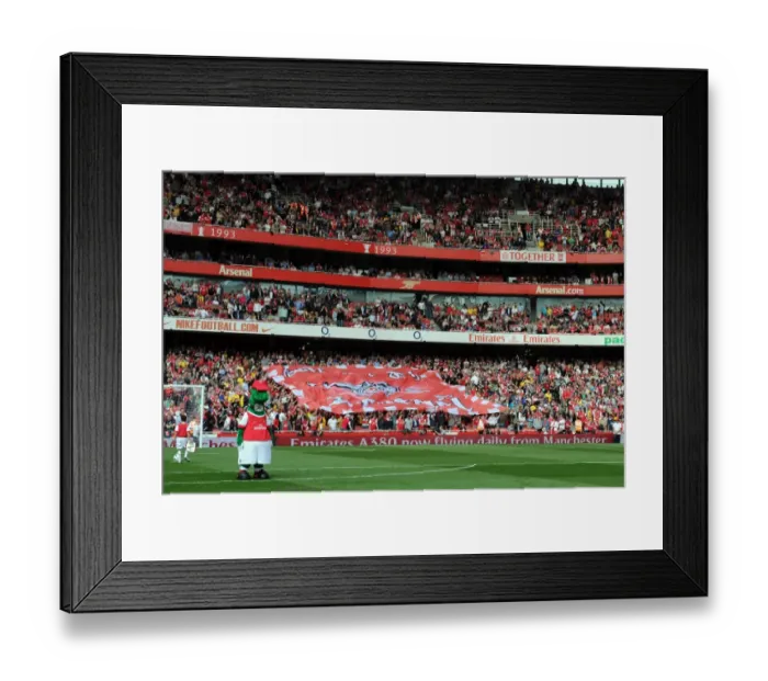 Framed Print : Arsenal fans send the banner round the stand. Arsenal 1: 1 Liverpool. Barclays Premier League Framed Print : Arsenal fans send the banner round the stand. Arsenal 1: 1 Liverpool. Barclays Premier League