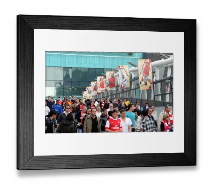 Framed Print : Arsenal vs Liverpool: A Draw at Emirates, Friar Bridge Fans, Barclays Premier League, 17 / 4 / 11