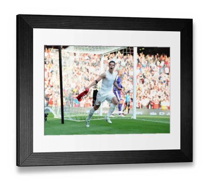 Framed Print : Robin van Persie celebrates scoring Arsenals goal. Arsenal 1: 1 Liverpool