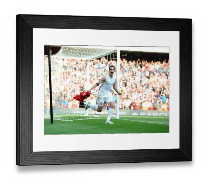 Framed Print : Robin van Persie's Thrilling Goal: Arsenal vs. Liverpool, Barclays Premier League (April 17, 2011)