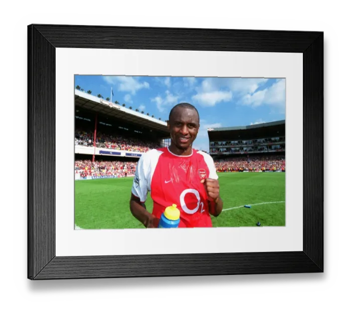 Framed Print : Arsenal vs Leicester City: FA Premiership Showdown at Highbury, May 15, 2004