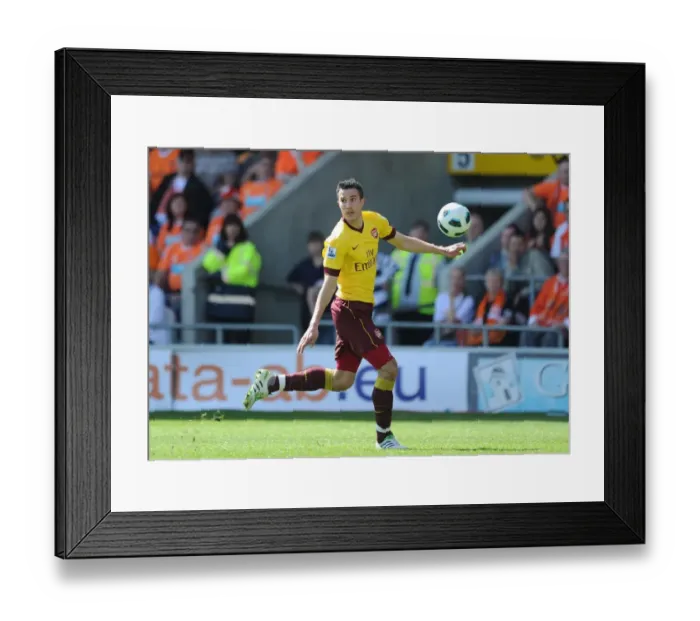 Framed Print : Robin van Persie's Hat-Trick: Arsenal's 3-1 Crushing Victory Over Blackpool in the Premier League