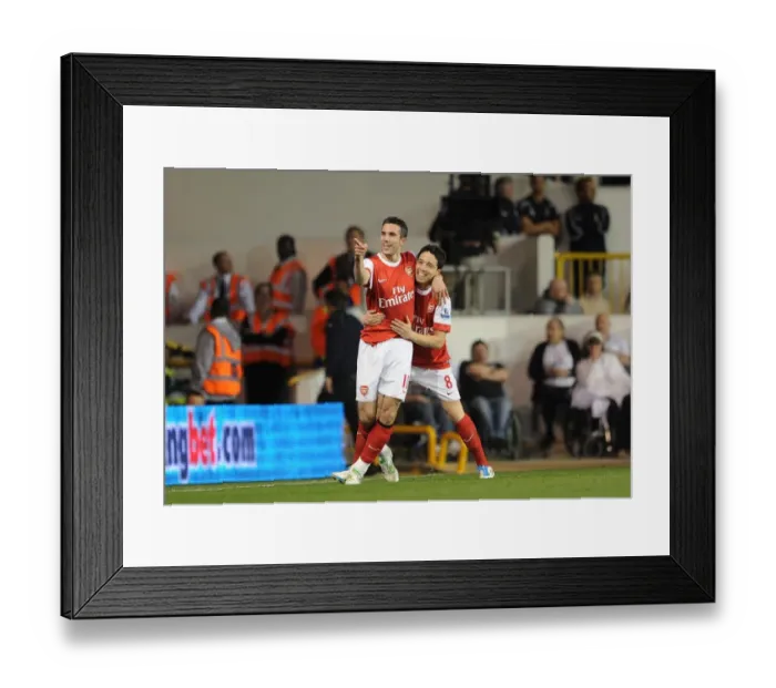 Framed Print : Unstoppable Arsenal Duo: Robin van Persie and Samir Nasri's Dramatic Equalizer vs. Tottenham Hotspur