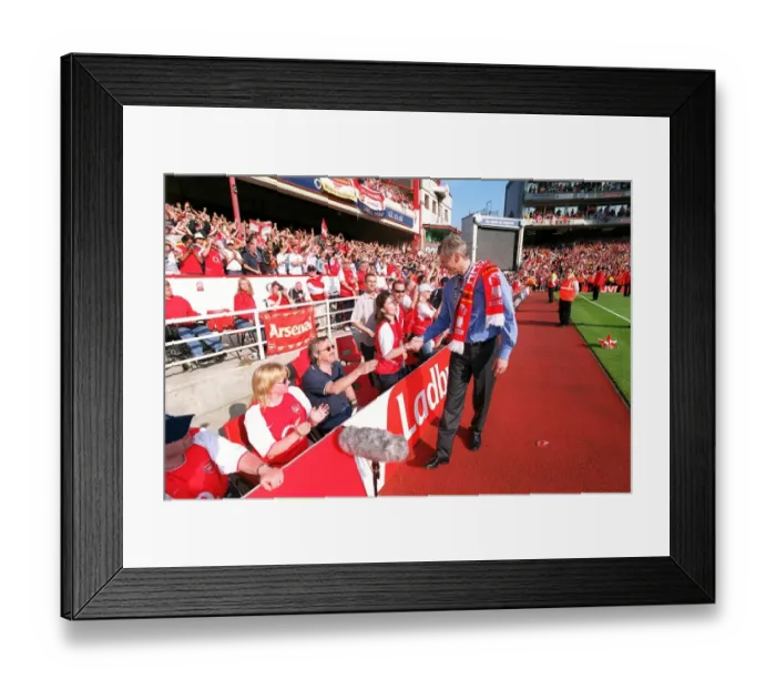 Framed Print : Arsenal vs Leicester City: FA Premiership Showdown - Intense Rivalry, May 2004