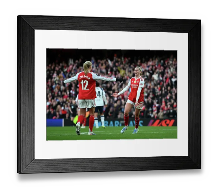 Framed Print : Arsenal v Tottenham Hotspur - Barclays Women's Super League Arsenal v Tottenham Hotspur - Barclays Women's Super League