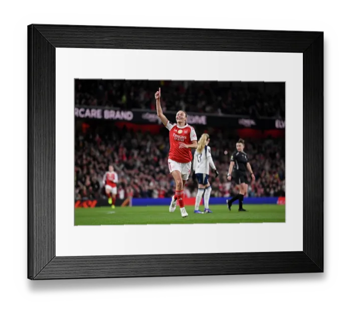 Framed Print : Arsenal v Tottenham Hotspur - Barclays Women's Super League Arsenal v Tottenham Hotspur - Barclays Women's Super League