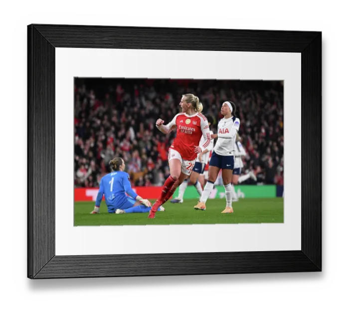 Framed Print : Arsenal v Tottenham Hotspur - Barclays Women's Super League Arsenal v Tottenham Hotspur - Barclays Women's Super League