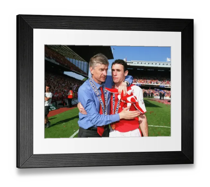 Framed Print : Arsenal vs Leicester City: FA Premiership Showdown at Highbury, May 15, 2004 Framed Print : Arsenal vs Leicester City: FA Premiership Showdown at Highbury, May 15, 2004