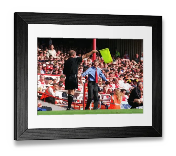 Framed Print : Arsenal vs Leicester City: FA Premiership Showdown at Highbury, May 15, 2004 Framed Print : Arsenal vs Leicester City: FA Premiership Showdown at Highbury, May 15, 2004